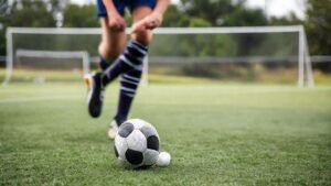 Spurs Gặp Thách Thức Tiền Đạo Sau Chấn Thương Của Kolo Muani